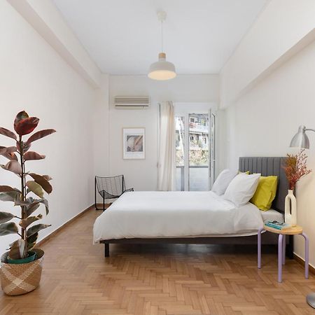 Lovely Apartment In Exarcheia Atenas Exterior foto