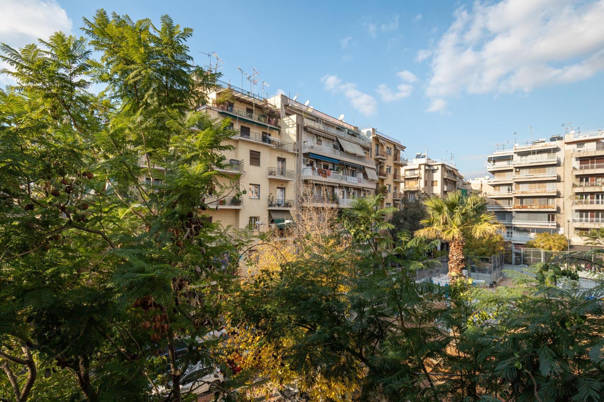 Lovely Apartment In Exarcheia Atenas Exterior foto